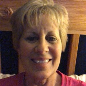 Meet your Posher, Kelley